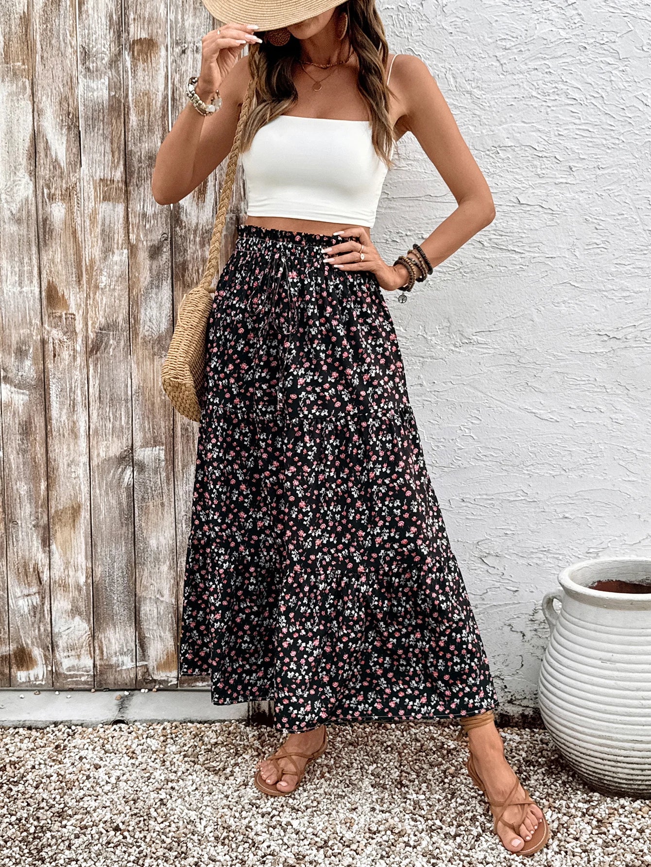 2025 New Black Base Small Floral Print Maxi Skirt High Waist Drawstring Elastic Waist Tiered Skirt Vacation Style